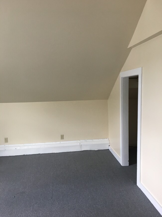 61 N Jones St Unit 3, Lock Haven, PA 17745 Apartments in Lock Haven, PA