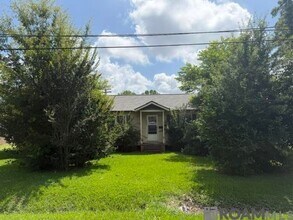 Building Photo - 338 Claiborne St