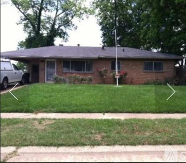 Building Photo - 4108 Parkway Dr