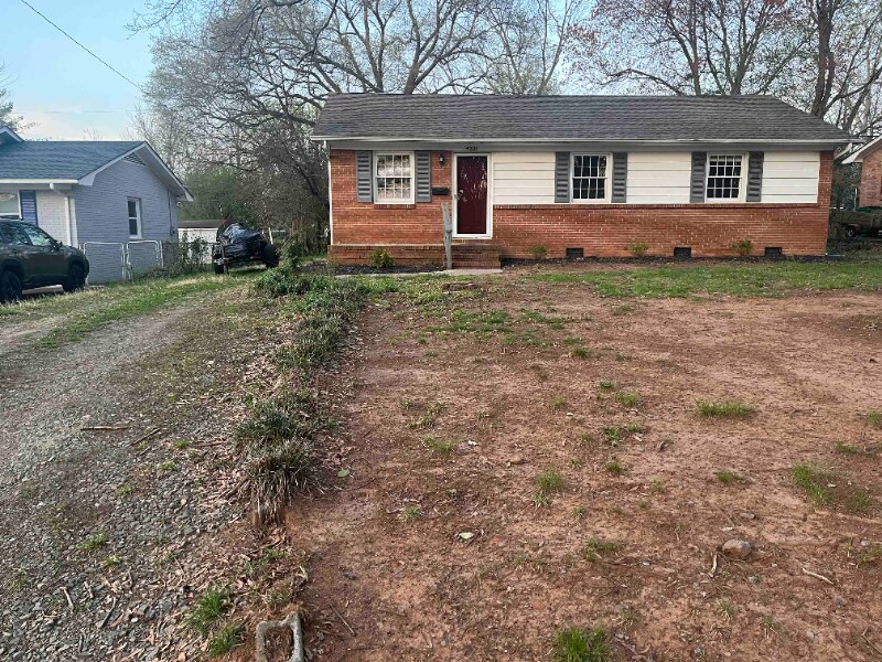 4201 Donnybrook Pl, Charlotte, NC 28205 House Rental in Charlotte, NC