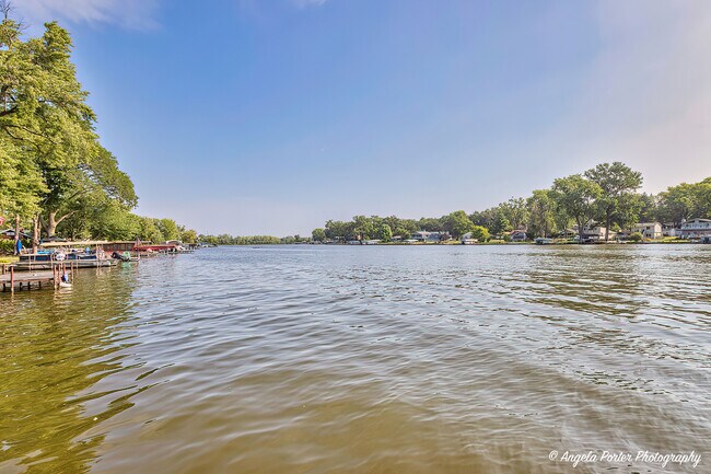Foto del edificio - 312 Country Club Dr