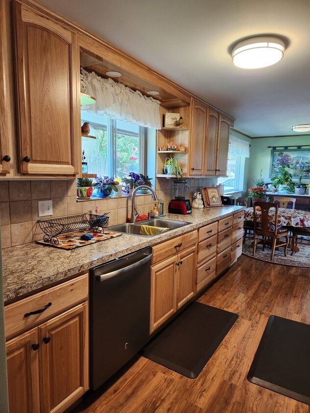 Primary Photo - 3 br, 2 bath House - 3523 Petersville Rd NE