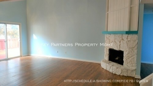 Building Photo - 14070 W 88th St