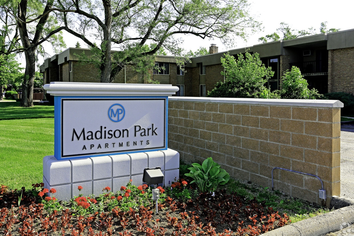 Primary Photo - Madison Park Apartments