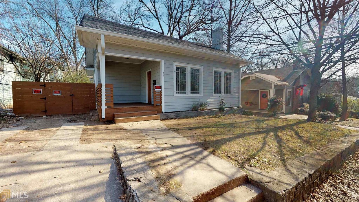 Primary Photo - 21 Moreland Ave SE