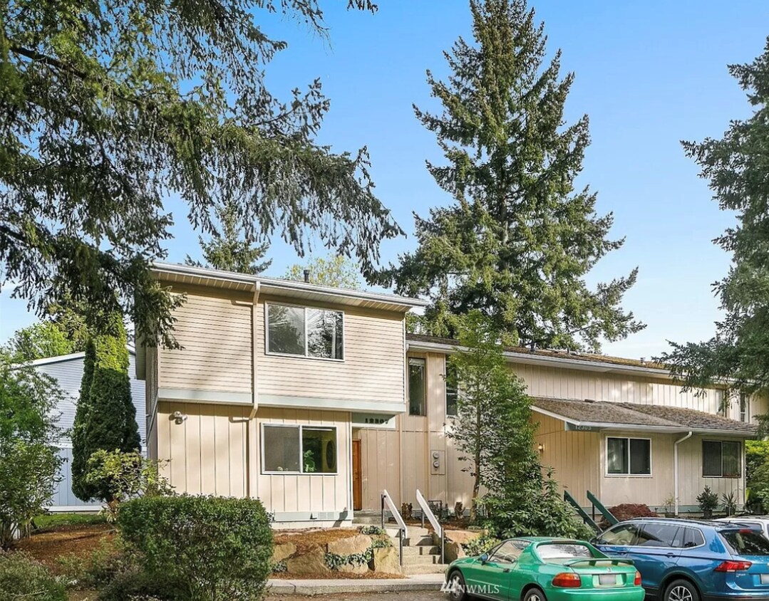 Front of the house - 12307 NE 150th Ct