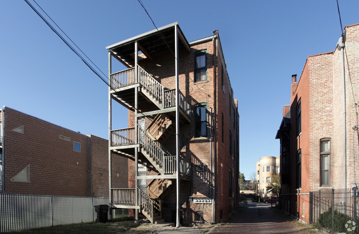 Building Photo - 507 E Oakwood Blvd