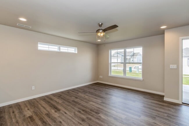 Building Photo - 7011 Harlan Eddy Dr SW