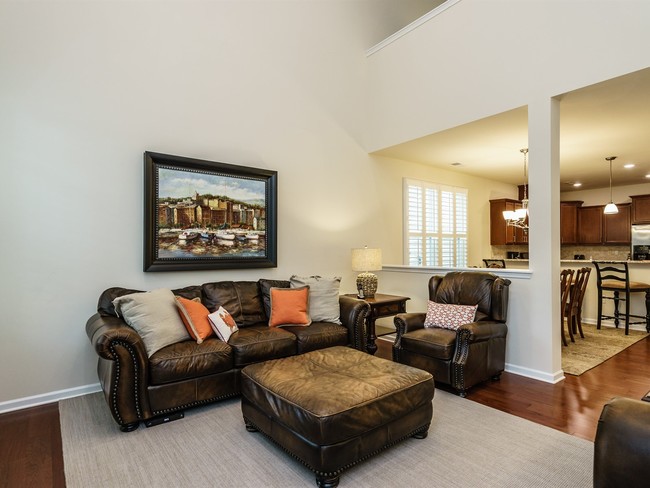 Living Room - 5447 Jessip St