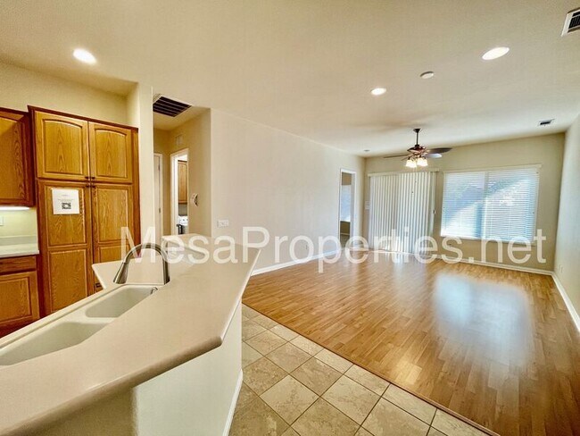Foto del edificio - 10479 Bridge Haven Rd
