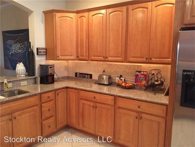 Building Photo - 5120 Manorwood Dr