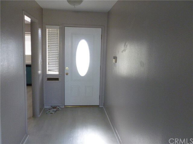 Foto del edificio - 28230 Northwood Dr