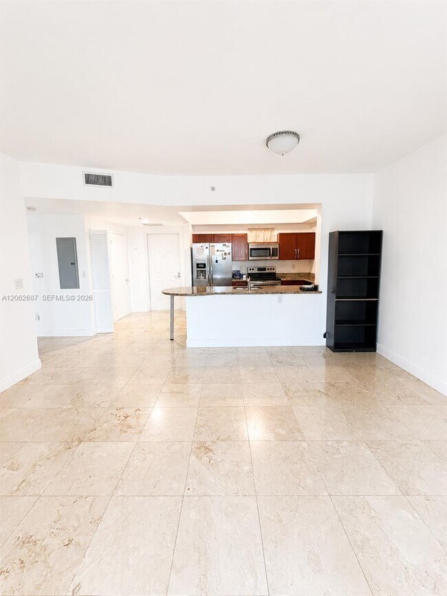 Foto del edificio - 7266 SW 88th St