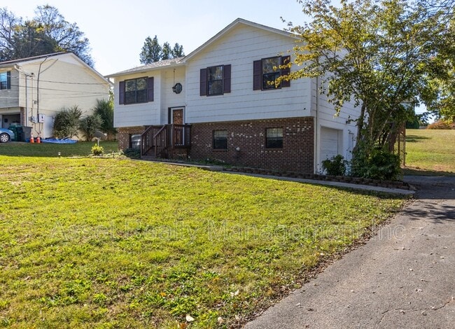 Photo - 1817 Sedgewick Dr House