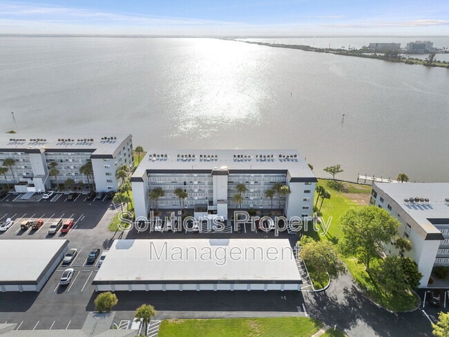Building Photo - 3799 S Banana River Blvd