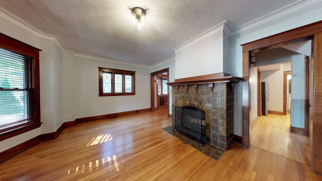 Building Photo - 341 Garfield Ave NW