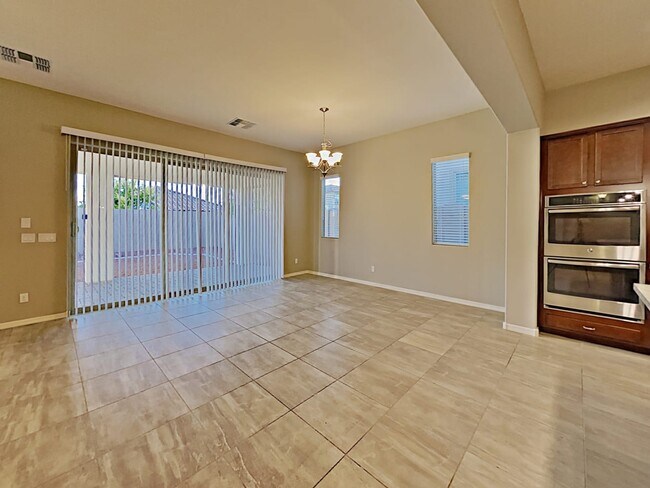 Building Photo - 20521 W Carlton Manor