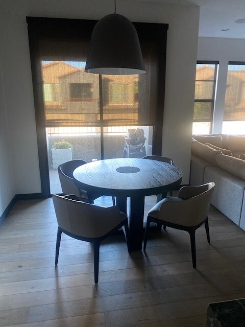 Dining area - 19550 N Grayhawk Dr