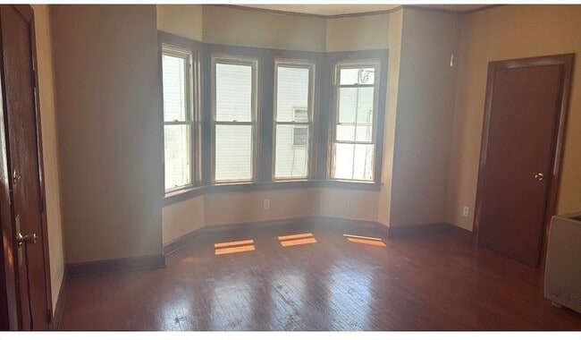 Building Photo - 119 Robeson St