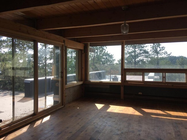 Building Photo - 1155 Timber Ln