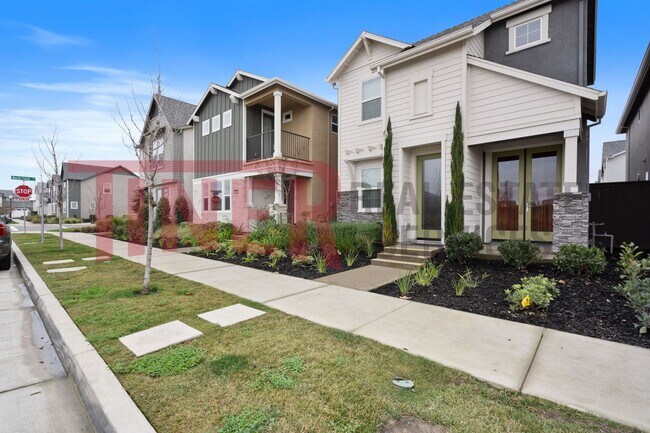 Building Photo - Amazing 3 bedroom home in Sacramento