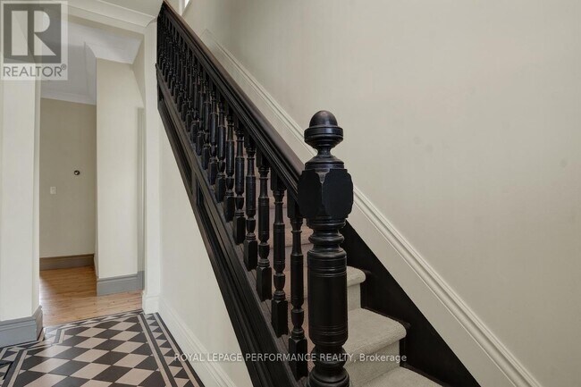 Photo du bâtiment - 44 Queen Mary St