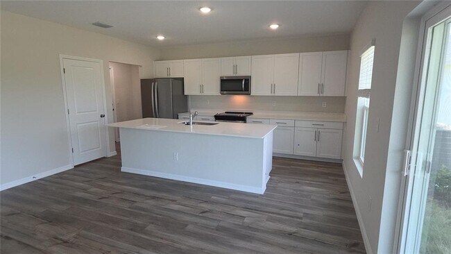 Foto del edificio - 36741 Thornhedge Dr