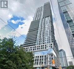 Building Photo - 251 Jarvis St
