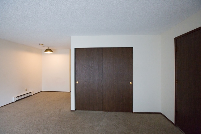 Building Photo - 1714 Evergreen Park Ct SW