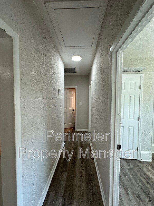 Foto del edificio - 1804 Callahan St