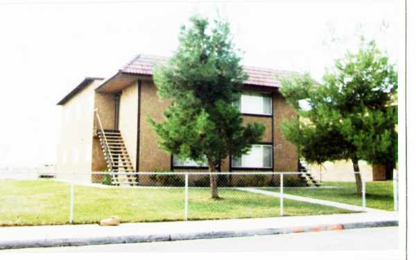 Building Photo - Charleston Heights