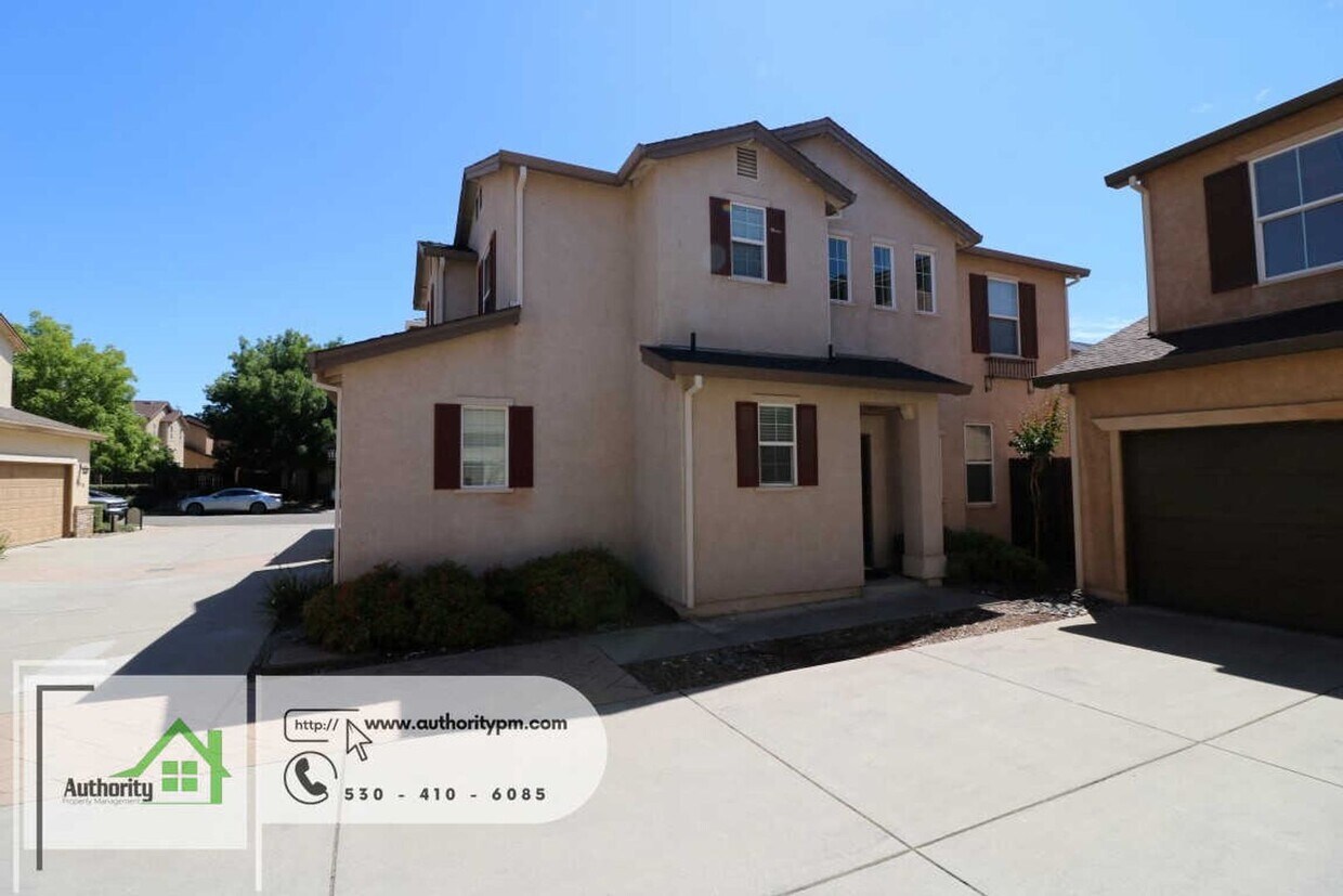 Building Photo - 2306 Shining Star Way