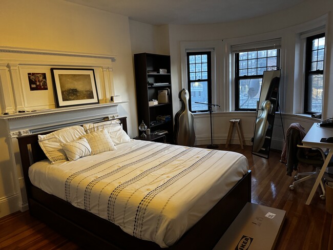 Foto del edificio - 533 Newbury St