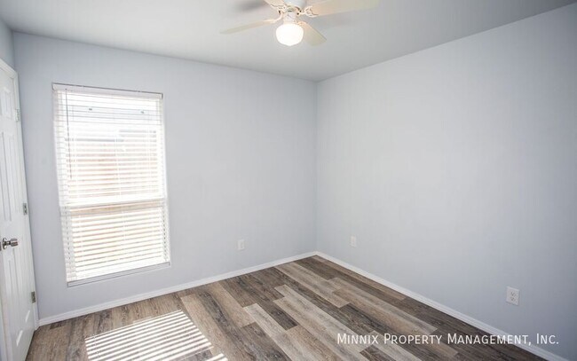 Foto del edificio - 1302 N Dover Ave