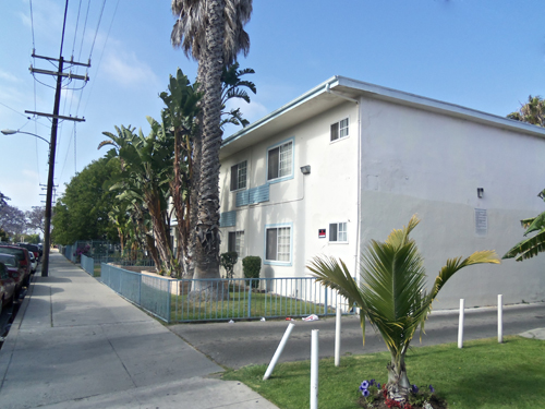 Building Photo - 14800 Chadron Ave
