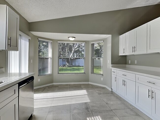 Building Photo - 361 NW 48th Ave