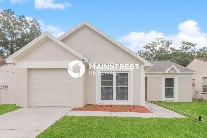 3 Bedroom Pet-Friendly Home in Tampa, FL with Main Street Renewal - 3 Bedroom Pet-Friendly Home in Tampa, FL with Main Street Renewal