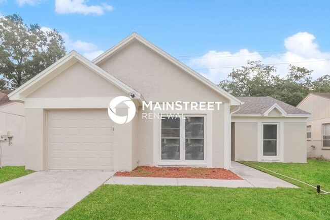 3 Bedroom Pet-Friendly Home in Tampa, FL with Main Street Renewal - 3 Bedroom Pet-Friendly Home in Tampa, FL with Main Street Renewal
