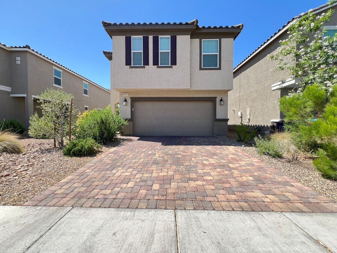 Primary Photo - 9063 Jade Vine Ave