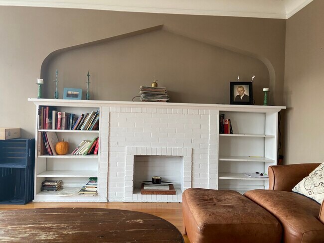 Decorative fire place - 5338 W Foster Ave