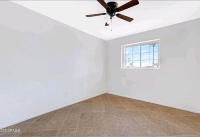 Foto del edificio - 2829 W Marshall Ave