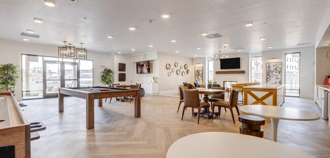 Community Recreation Room - Aria Townhomes & Apartments