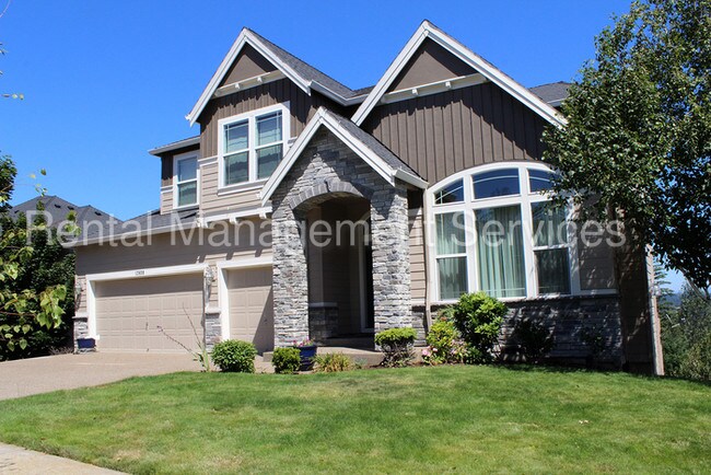 Building Photo - 12606 SE 155th Ave