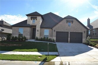 Building Photo - 9724 Excursion Dr
