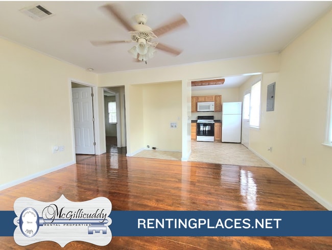 Building Photo - 1209 Holden St