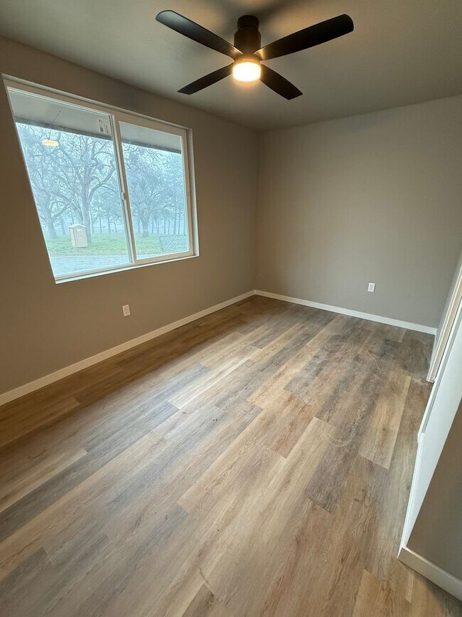 Foto del edificio - Fully Renovated- 1 bedroom 1 bathroom ADU