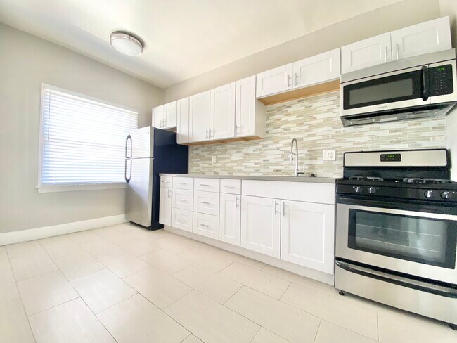 Foto del edificio - 2933 W 8th St