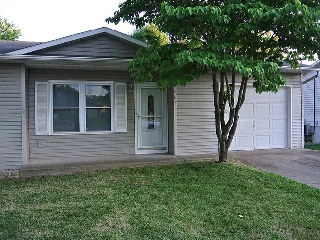 Building Photo - 905 Crestview Ln