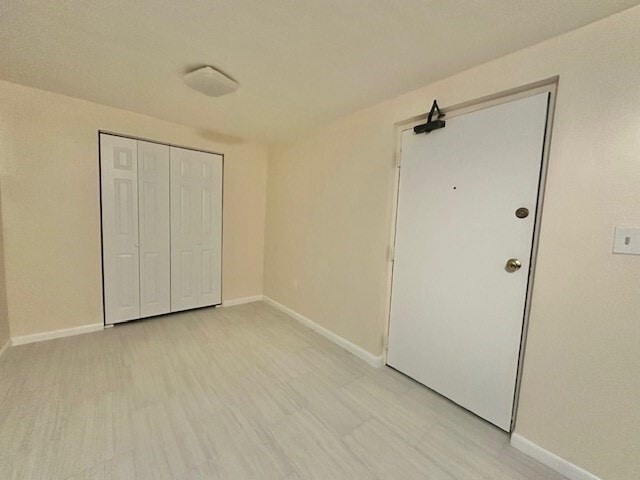 Building Photo - 362 Centre St