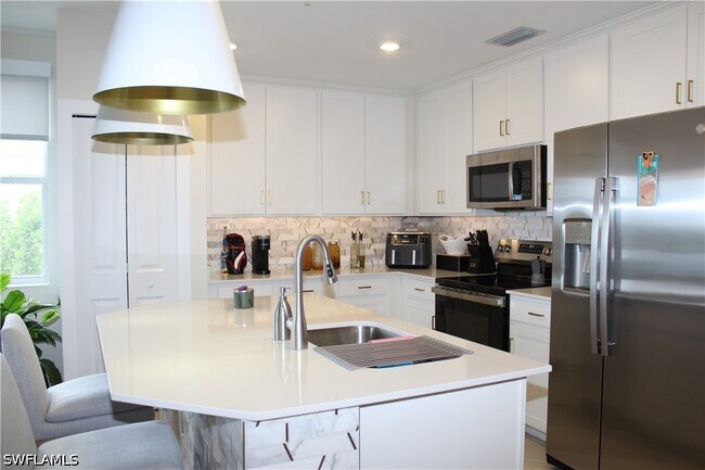 Building Photo - 5583 Double Eagle Cir